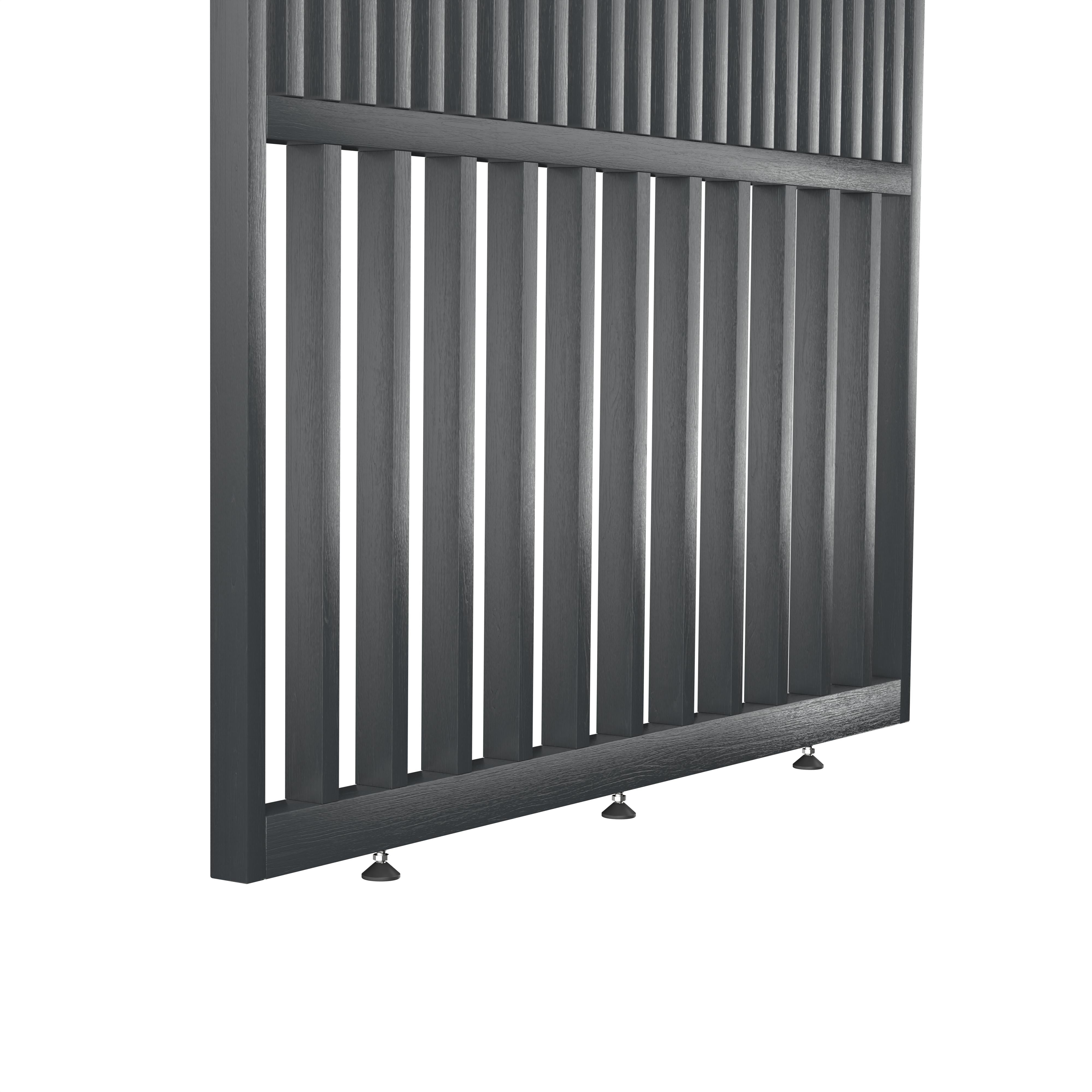 Onderzijde Frame Flow roomdivider op maat plafondhoog eiken RAL 7021