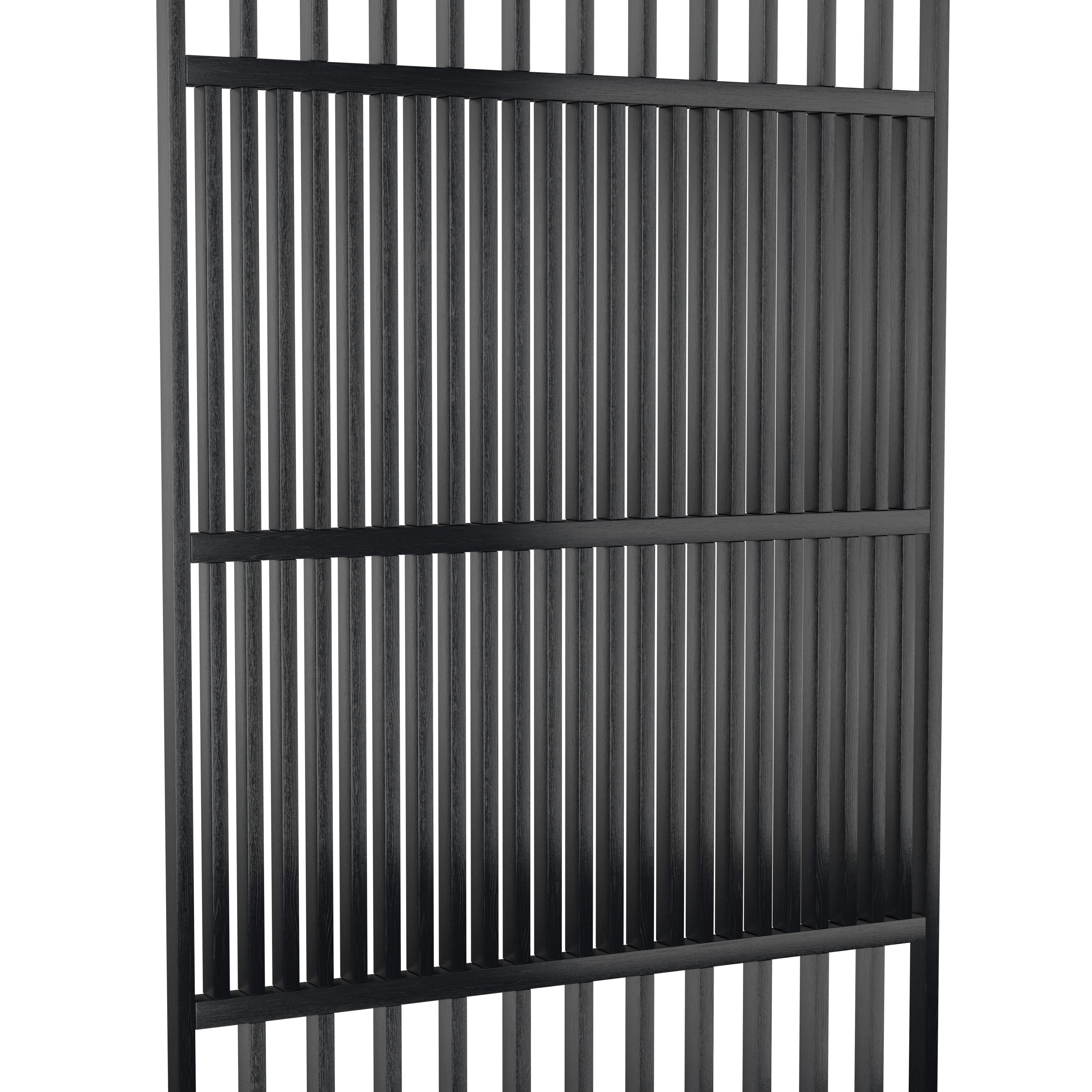 Detail latten Frame Flow roomdivider op maat plafondhoog eiken RAL 9005