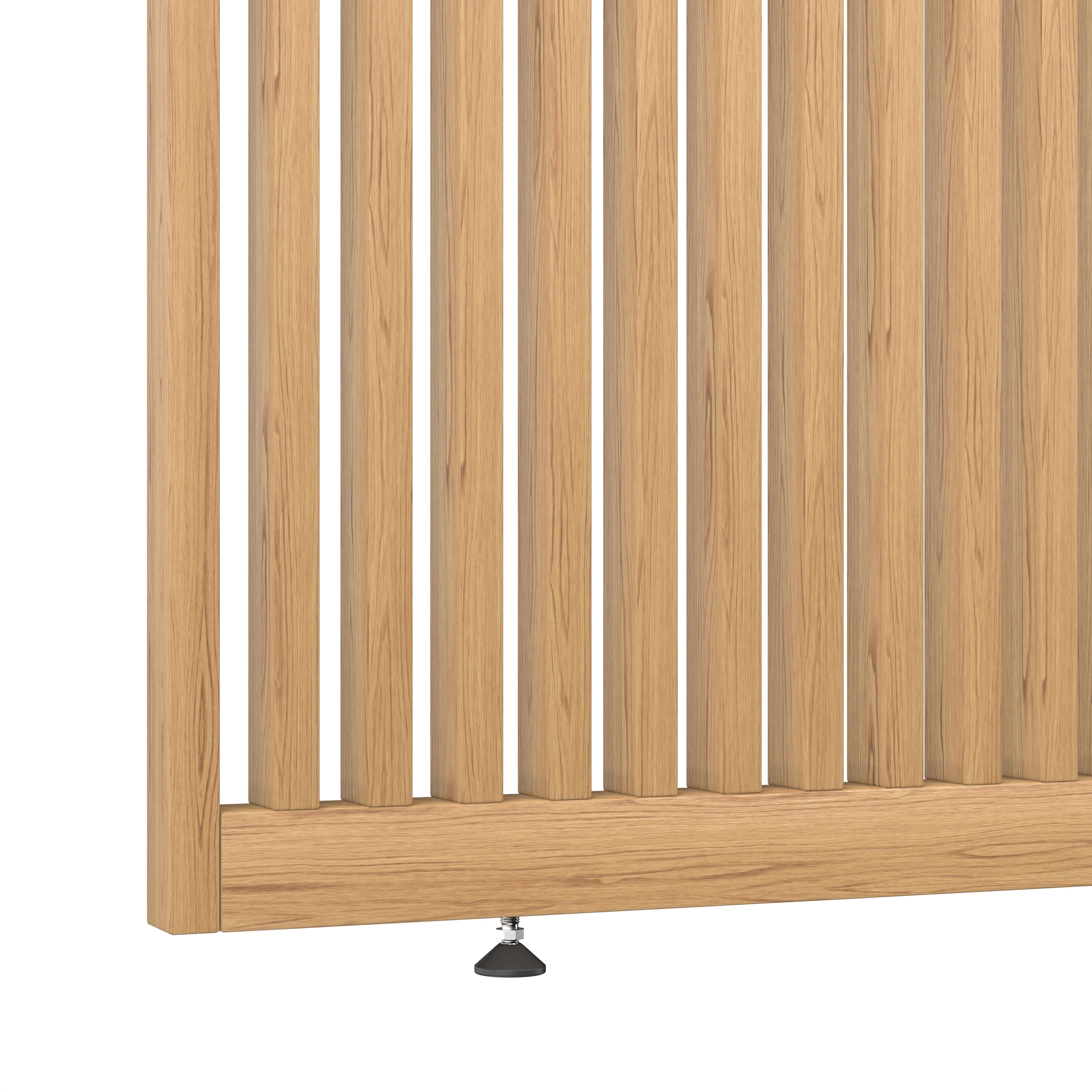 Onderzijde Original roomdivider op maat plafondhoog eiken met stelvoetjes